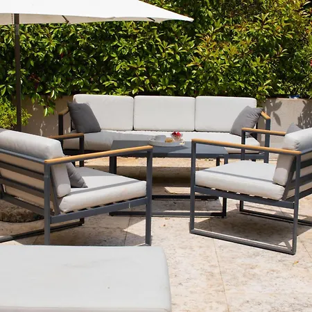 Opatija Studio Garden Oasis By The Beach Apartment *